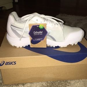 NEW Asics Golf shoe